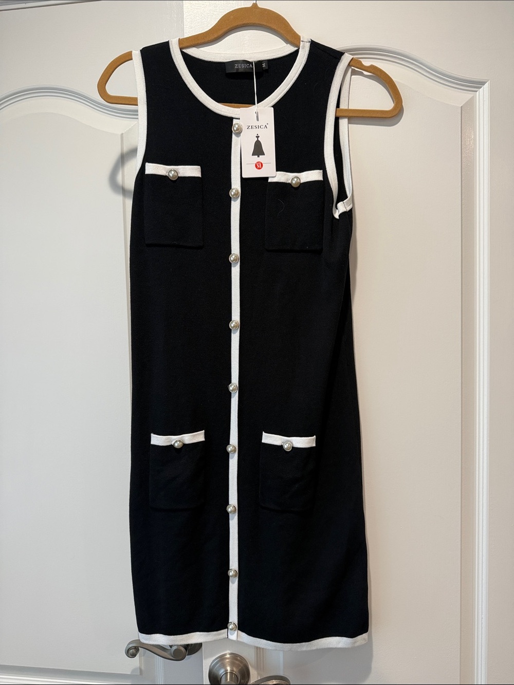 Zesica Black Sleeveless Button-Front Knit Dress with White Trim